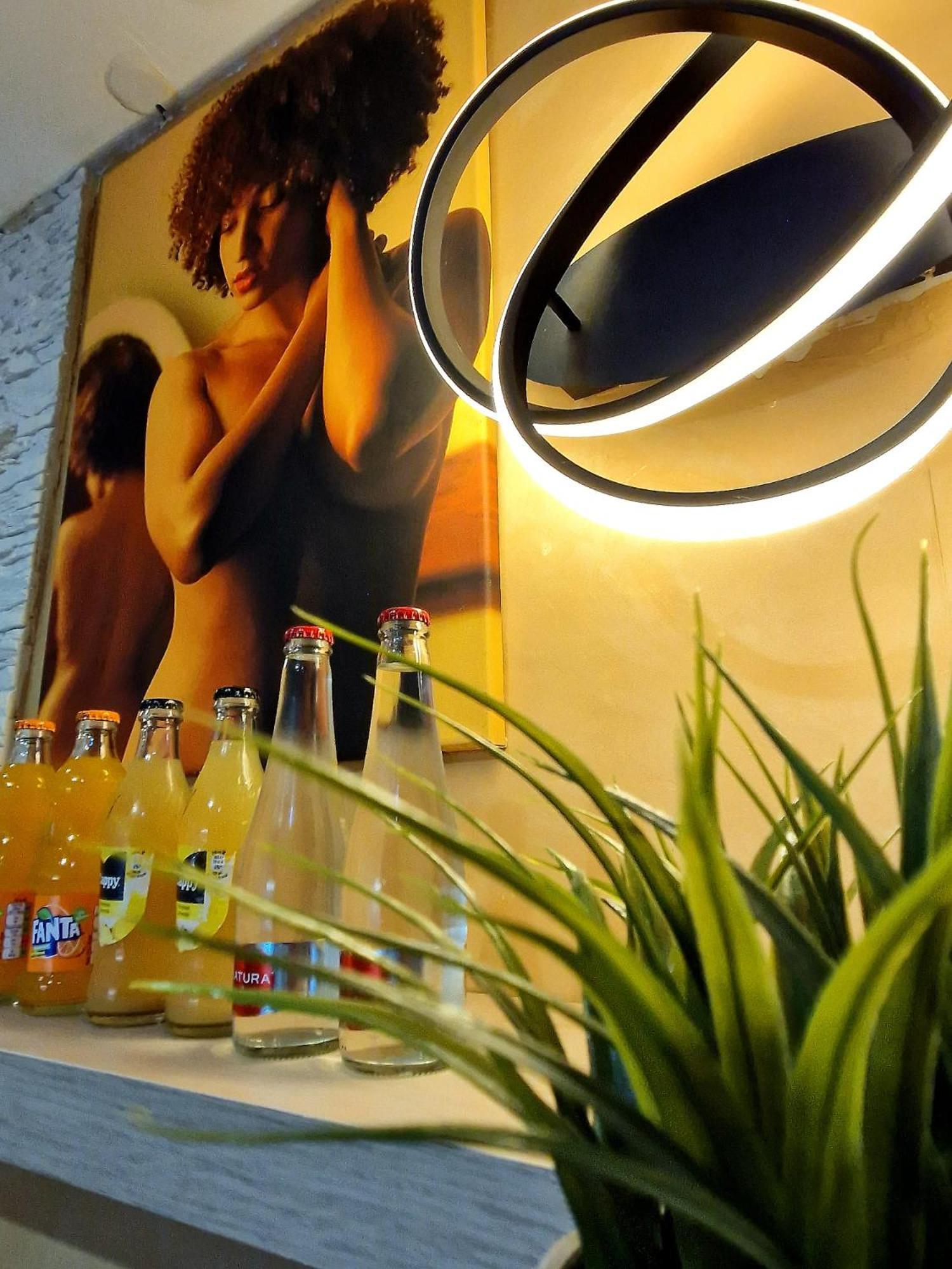 Daire Design - Center *